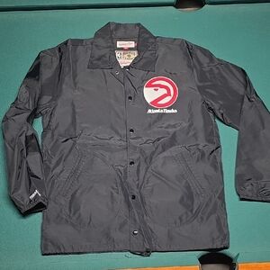 Mitchell And Ness Hardwood Classics Atlanta Hawks NBA Windbreaker Size Large